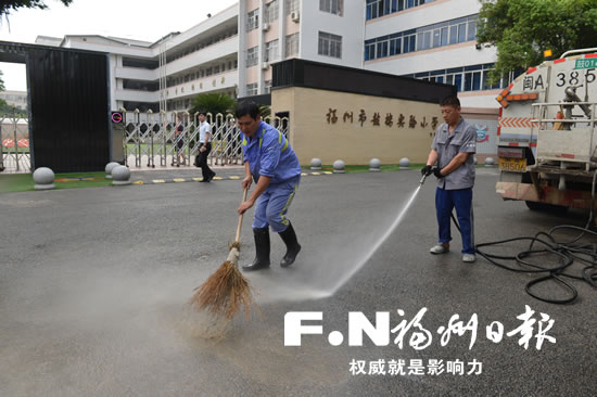 臺風“鲇魚”遠去　福州市絕大部分學?；謴蜕险n