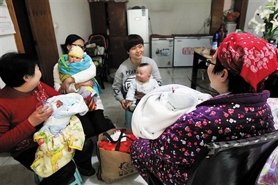 雙胞胎媽媽網(wǎng)上求母乳不到24小時收到4000毫升